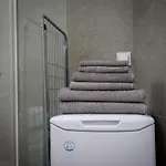 W Srodmiesciu Odnowa Apartment *